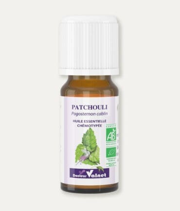 Flacon 10 ml d'huile essentielle de patchouli. Certifiée label AB, Agriculture Biologique.