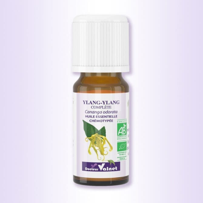 Flacon de 10 ml d'huile essentielle d'ylang ylang du Dr Valnet.